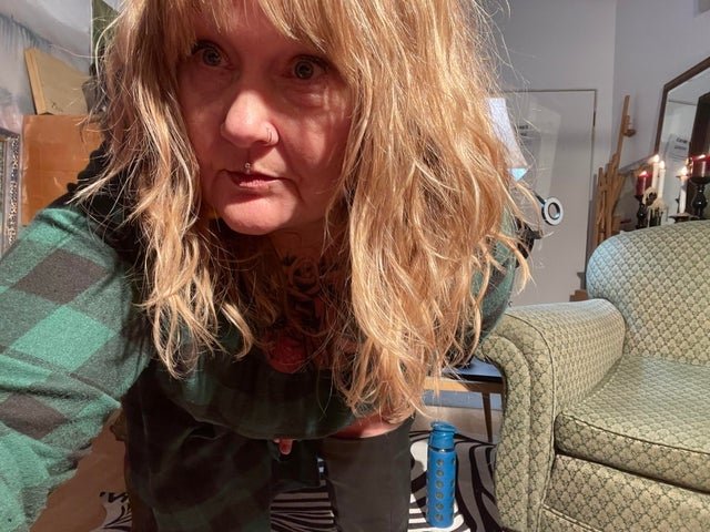 sAusaGeL0ver from City of Edinburgh,United Kingdom